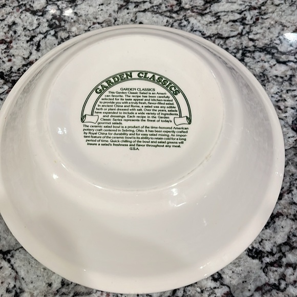 Vintage Garden Classics spinach salad serving bowl. Has recipe inside the bowl. - Picture 5 of 5